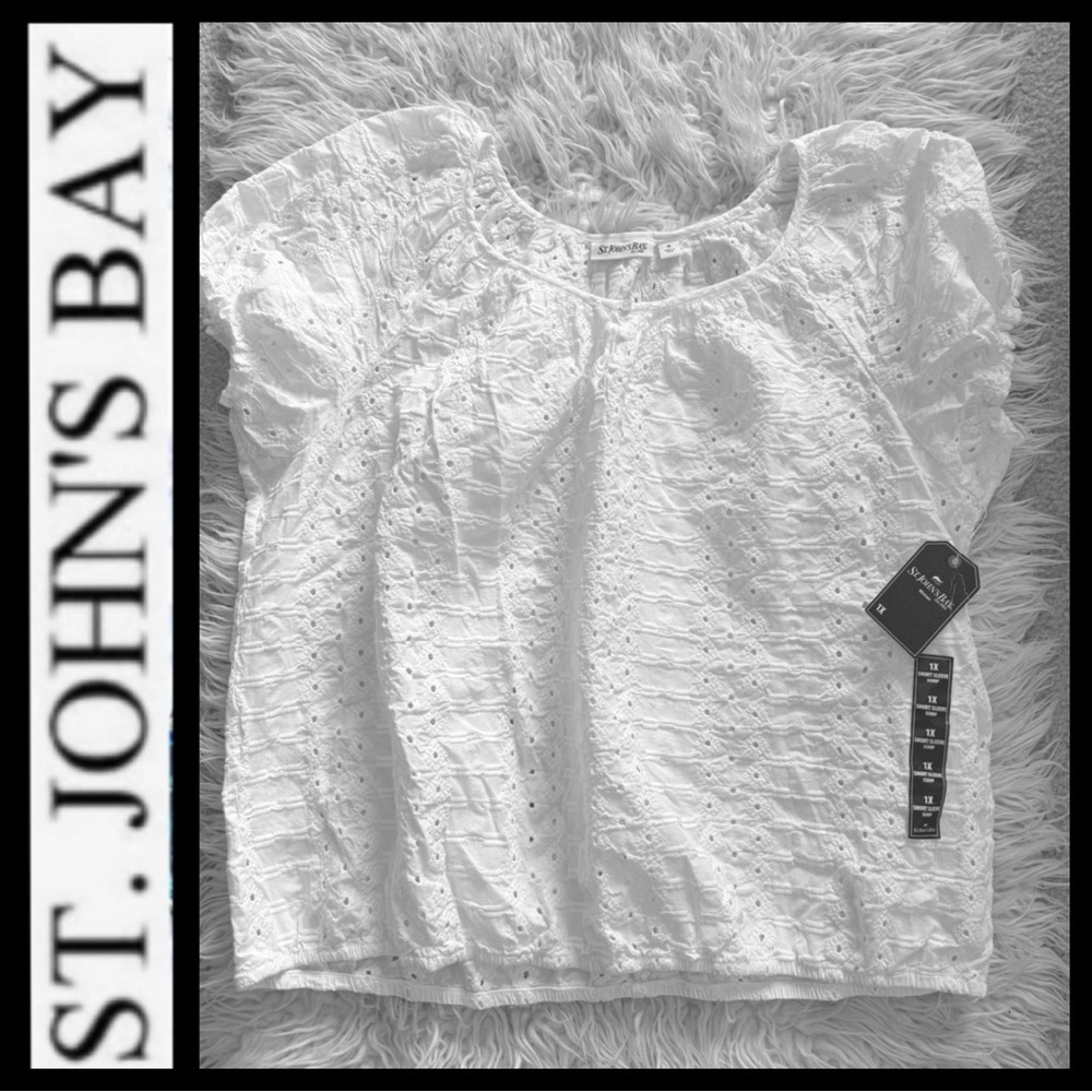 St. John's Bay White Eyelet Short-Sleeve Peasant Top